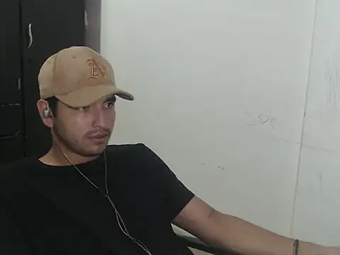 kylian 07 online show from 11-13-25, 02:21