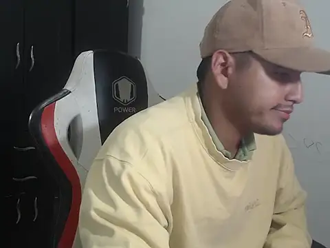 kylian 07 online show from 02-17-26, 02:30