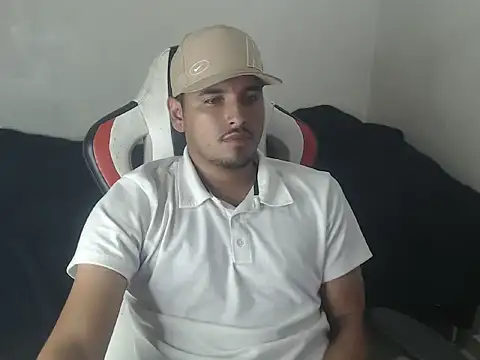 kylian 07 online show from 07-22-26, 02:36