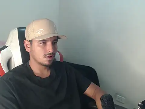 kylian 07 online show from 07-28-26, 02:40