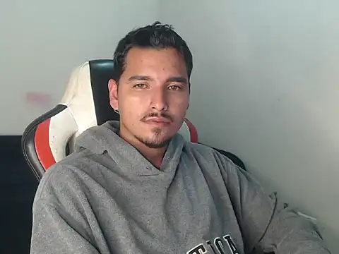 kylian 07 online show from 07-30-26, 02:32