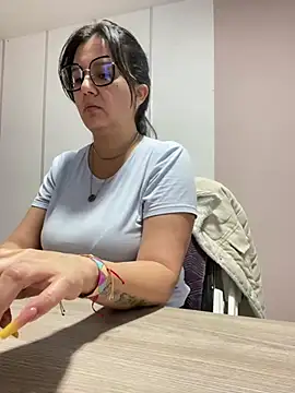 SWEETLILY18 online show from 12-28-24, 11:09