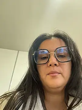 SWEETLILY18 online show from 01-18-25, 03:59