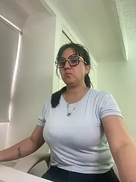 SWEETLILY18 online show from 01-31-25, 09:16