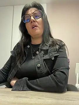 SWEETLILY18 online show from 02-01-25, 11:32