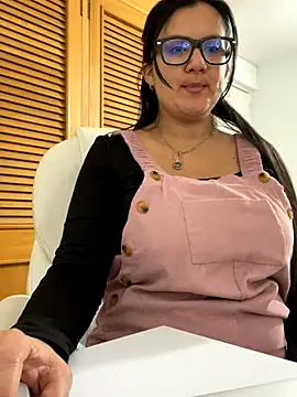 SWEETLILY18 online show from 09-11-25, 10:10