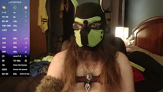 Snapshot of kinkywolf429 chatting on 06-12-26, 05:56 kinkywolf429 online show from 06-12-26, 05:56
