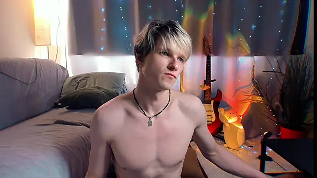 Breston Sweet online show from 04-12-26, 01:27