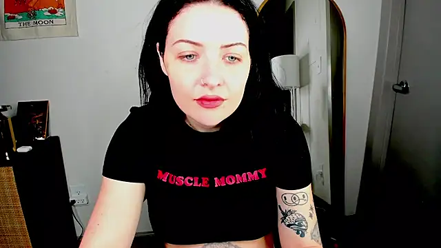 Snapshot of MelroseStrip chatting on 01-03-25, 01:59 MelroseStrip online show from 01-03-25, 01:59