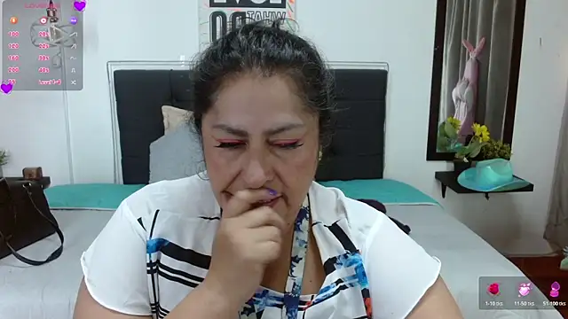 Keyla01  online show from 10-20-25, 06:41