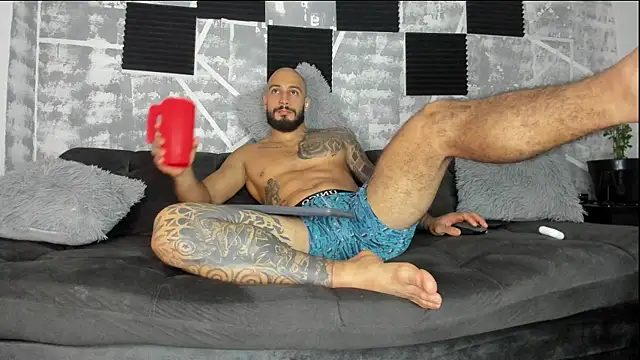 leonidas 18k online show from 05-21-26, 03:13