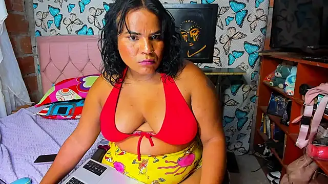 Snapshot of luciana_osorno chatting on 02-10-26, 10:41 luciana osorno online show from 02-10-26, 10:41