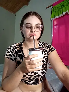 Emmacut online show from 04-08-26, 09:04