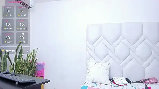 Mature Hard online show from 11-21-25, 09:02