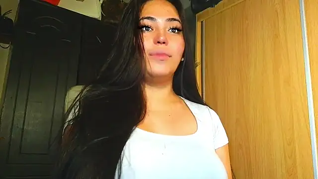 BigDominaMia online show from 02-10-26, 09:57