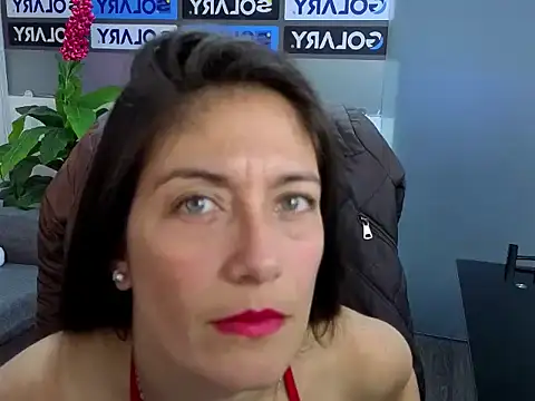 Snapshot of AnnyMilet_ chatting on 02-16-26, 02:24 AnnyMilet online show from 02-16-26, 02:24