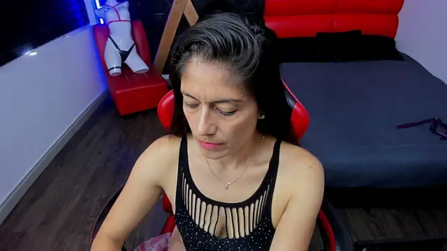 AnnyMilet  online show from 07-06-26, 03:03