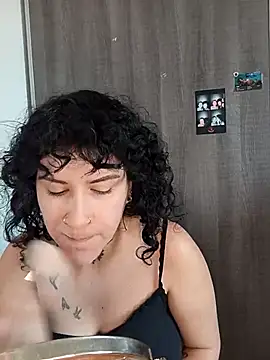 callmelouve online show from 11-13-25, 01:21