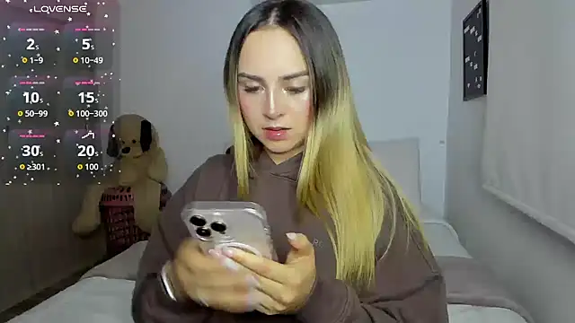 sophi mooreno online show from 02-07-26, 01:20