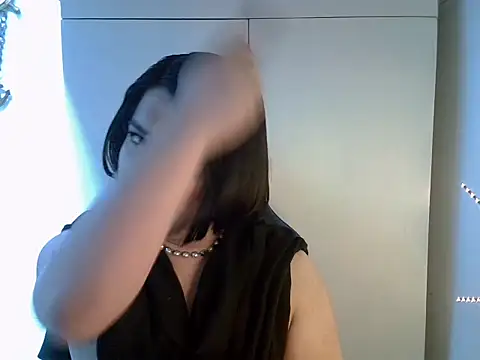 StrawberryWine07 online show from 01-22-25, 12:16