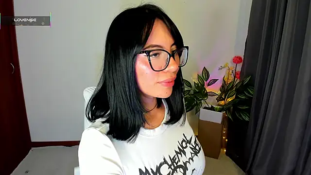 Silvanna-Moree online show from 02-16-26, 05:09