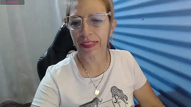 Snapshot of Chayla_Ruiz chatting on 05-02-26, 09:42 Chayla Ruiz online show from 05-02-26, 09:42
