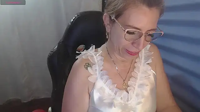 Snapshot of Chayla_Ruiz chatting on 05-03-26, 12:55 Chayla Ruiz online show from 05-03-26, 12:55