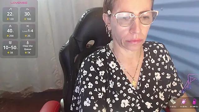 Snapshot of Chayla_Ruiz chatting on 05-27-26, 02:14 Chayla Ruiz online show from 05-27-26, 02:14