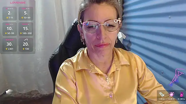 Snapshot of Chayla_Ruiz chatting on 06-03-26, 01:25 Chayla Ruiz online show from 06-03-26, 01:25