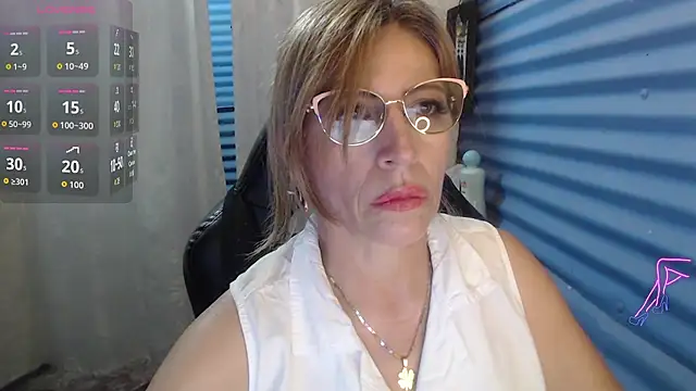 Snapshot of Chayla_Ruiz chatting on 06-06-26, 11:09 Chayla Ruiz online show from 06-06-26, 11:09