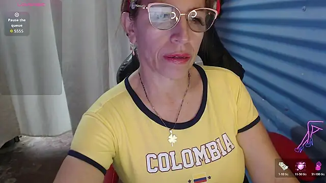 Snapshot of Chayla_Ruiz chatting on 06-17-26, 09:27 Chayla Ruiz online show from 06-17-26, 09:27