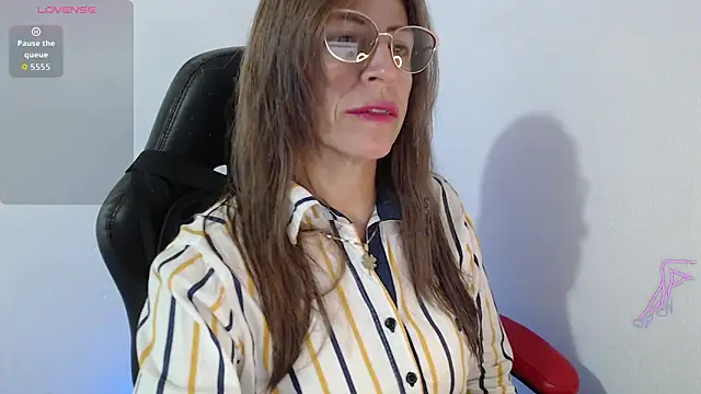 Snapshot of Chayla_Ruiz chatting on 06-30-26, 09:49 Chayla Ruiz online show from 06-30-26, 09:49