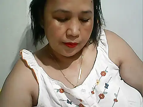 Lhadycarolyn online show from 03-04-26, 12:11