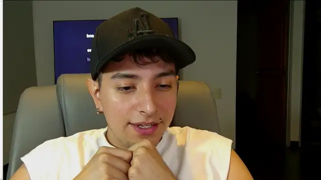 Jhoan saenz online show from 10-08-25, 12:19