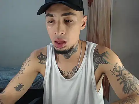 emiliano hottt online show from 12-19-24, 05:51