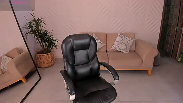 KateSunder online show from 02-13-25, 10:34