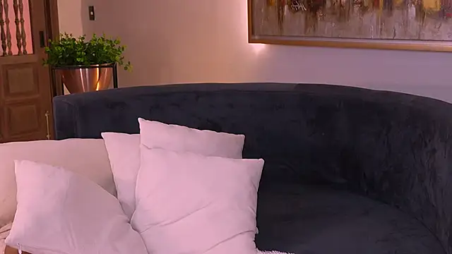 KateSunder online show from 05-11-26, 02:45