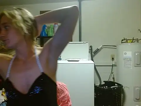 missymilf online show from 10-12-25, 12:53