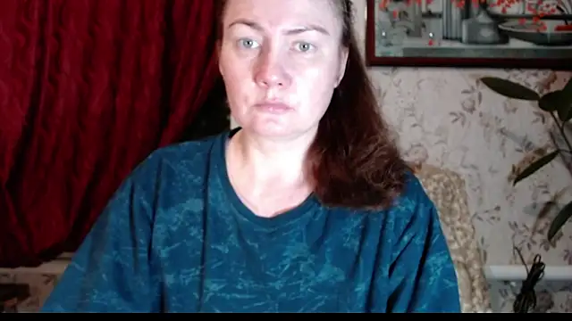 EmilyDoth online show from 02-13-26, 01:51