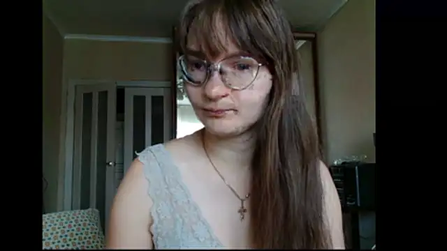 Snapshot of KiraGoldens chatting on 05-30-26, 05:26 KiraGoldens online show from 05-30-26, 05:26