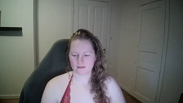 Girlnina-1995 online show from 01-29-25, 01:17