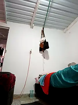 Snapshot of Bigassmommy_x chatting on 02-20-26, 03:23 Bigassmommy x online show from 02-20-26, 03:23