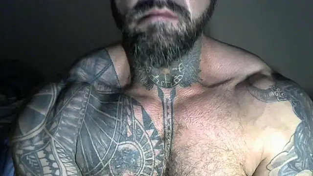 muscle1976 online show from 12-30-24, 03:36