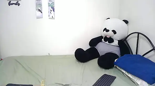 rihanna22 online show from 01-17-25, 03:53