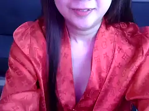 Snapshot of Bee_2k chatting on 07-16-26, 04:29 Bee 2k online show from 07-16-26, 04:29