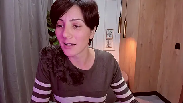 LorenDaze online show from 10-22-25, 02:17