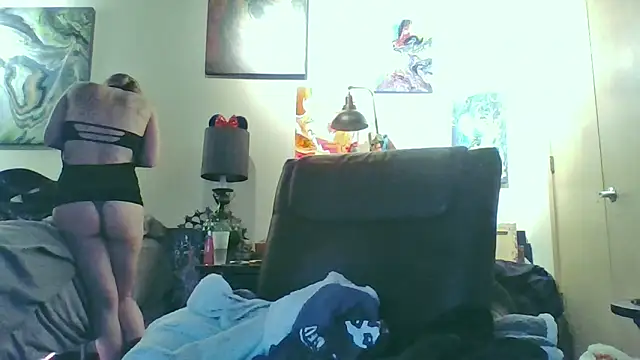 eatmeplease44 online show from 11-08-25, 05:45