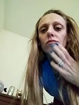 eatmeplease44 online show from 11-20-25, 07:02