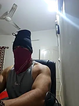 Snapshot of kaizercool1 chatting on 01-31-25, 04:14 kaizercool1 online show from 01-31-25, 04:14