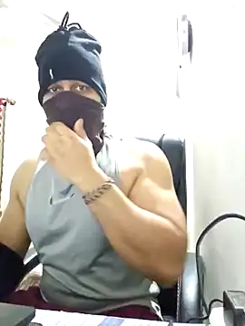 Snapshot of kaizercool1 chatting on 02-03-25, 01:41 kaizercool1 online show from 02-03-25, 01:41